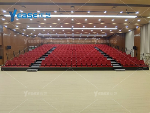 北京師范大學(xué)第三附屬中學(xué)報(bào)告廳